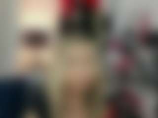 Live cam show with luxCrystal - Petite MILF on x69.live