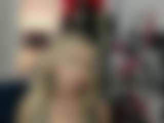 Live cam show with luxCrystal - Granny MILF on Instabang