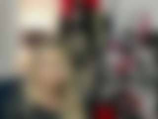 Live cam show with luxCrystal - Granny on parknlotfishbdy