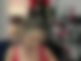 Live cam show with luxCrystal - Living Room on Dolls Live