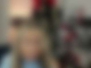 Live cam show with luxCrystal - Domina on live.xheat.ai