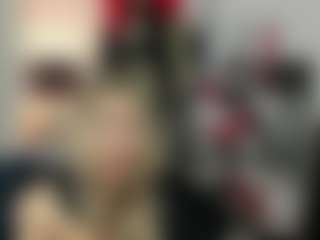 Live cam show with luxCrystal - Granny Petite on Hubzter Live