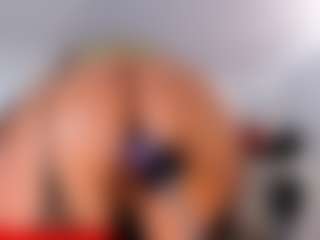 Live cam show with KarlaHartley - Pleasure on boobsie.com