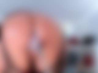 Live cam show with KarlaHartley - Pleasure on Pornisteam.com