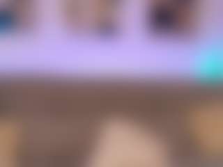 Live cam show with mia_saenz3 - Petite on live18s.com