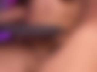 Live cam show with BonnieMayer - Blonde Hair on CamSodaAdn