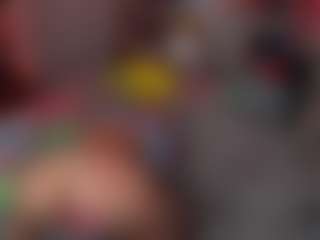 Live cam show with Emma Gray - Gamer on ObeyMaria
