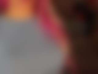 Live cam show with Emma Gray - Thick on milfzrlive.com