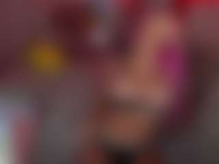 Live cam show with Emma Gray - Blondie on EXY