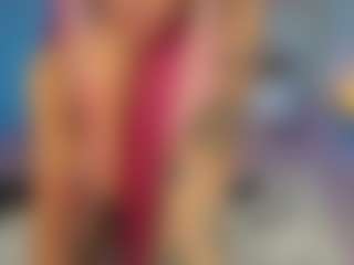Live cam show with Emma Gray - Gamer Big Tits on TastyBlacksLive