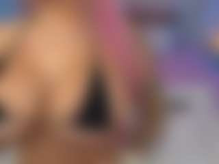 Live cam show with Emma Gray - Gamer on SinfulBabes