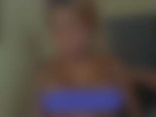 Live cam show with lizzyjooss - Ebony on Camversity | colombia