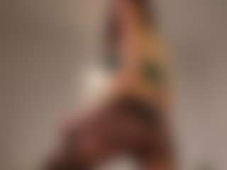 iris-vega9's Live Sex Cam Show