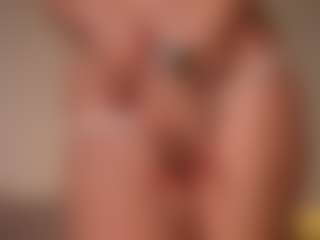 iris-vega9's Live Sex Cam Show