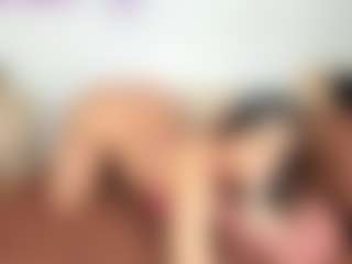Live cam show with Dannessa - Facial Piercings on xDating