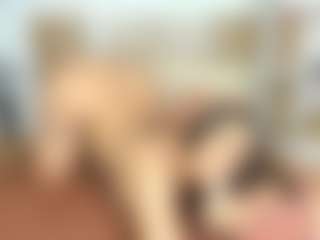 Live cam show with Dannessa - Smoking on slutload