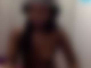 Live cam show with summerswild - Ebony on SinfulBabes | united states