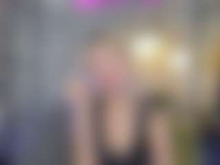 Live cam show with AlysiaSun - Blonde Hair on googirlz