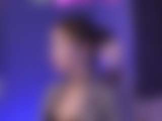Live cam show with AlysiaSun - Glasses on Fling VIP Chat