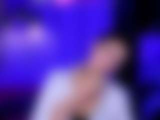 Live cam show with AlysiaSun - Nails on dropp.cam