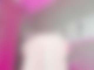 Live cam show with Donna - Fuck on Camsoda