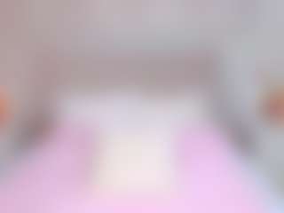 Live cam show with Donna - Cute on Camsoda