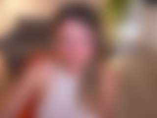 Live cam show with MagneticAmy - Normal on Milfs Live