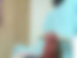 Live cam show with emmma-1 - Bedroom on SquirtSoMuch