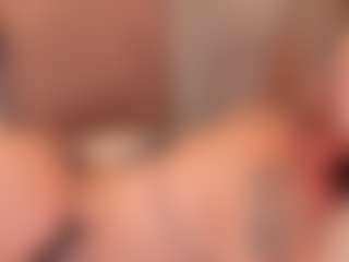 HelenWrite's Live Sex Cam Show