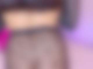 Live cam show with Kai-falcon - Petite MILF on Dolls Live