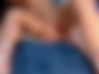 Live cam show with Jess-Lui - Brown Hair on madthumbs