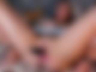 Jess-Lui's Live Sex Cam Show