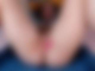 Live cam show with Jess-Lui - College on Hubzter Live
