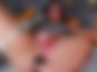 Live cam show with Jess-Lui - Green Eyes on EXY