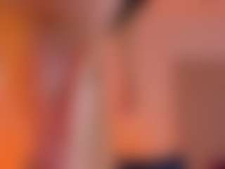 Live cam show with L U I S A H - Small Tits on xfollow cams
