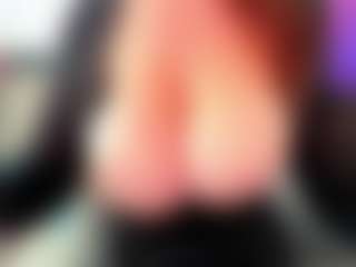 Live cam show with MyPhoenix - Old on TeamSkeetLive