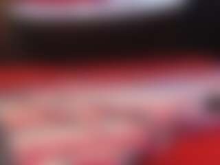 Live cam show with petitelatinaDD - Middle Aged on Camsoda