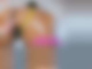 Live cam show with Ashleyy-23 - Oil on Camming Site