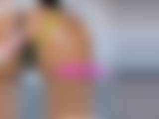 Live cam show with Ashleyy-23 - Gagging on Camsoda