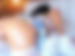 Ashleyy-23 MILF webcam performer live streaming