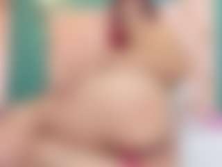 Live cam show with TinnaFlirt1 - Bedroom on hrnylive.com
