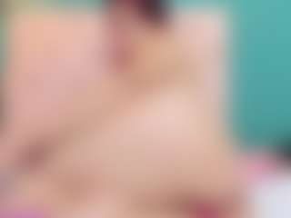Live cam show with TinnaFlirt1 - Red Hair Squirt on Camsoda