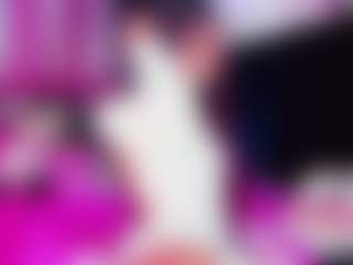 BLOOM222's Live Sex Cam Show