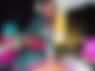 BLOOM222's Live Sex Cam Show