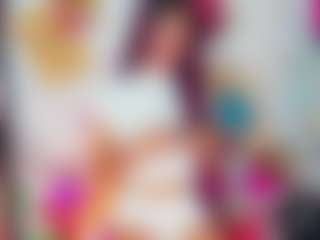 Live cam show with BLOOM222 - Tease on Camsoda