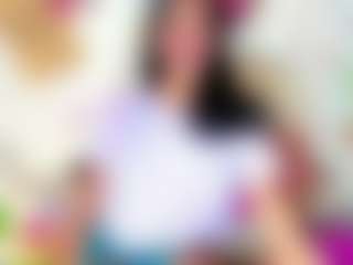 Live cam show with BLOOM222 - Brown Eyes on Camsoda