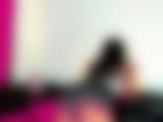 Live cam show with BLOOM222 - Brown Eyes on sexylive.show