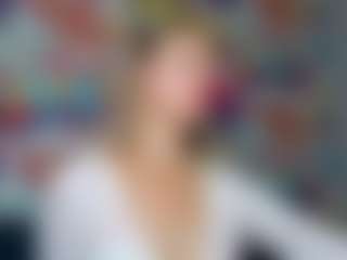 Live cam show with Er1ka - Normal on makecum.org