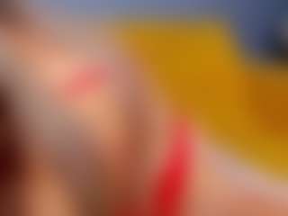 Live cam show with Er1ka - Athletic College on Livezox