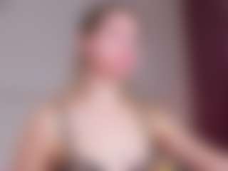 Live cam show with Er1ka - Erotic Dance on Fling VIP Chat